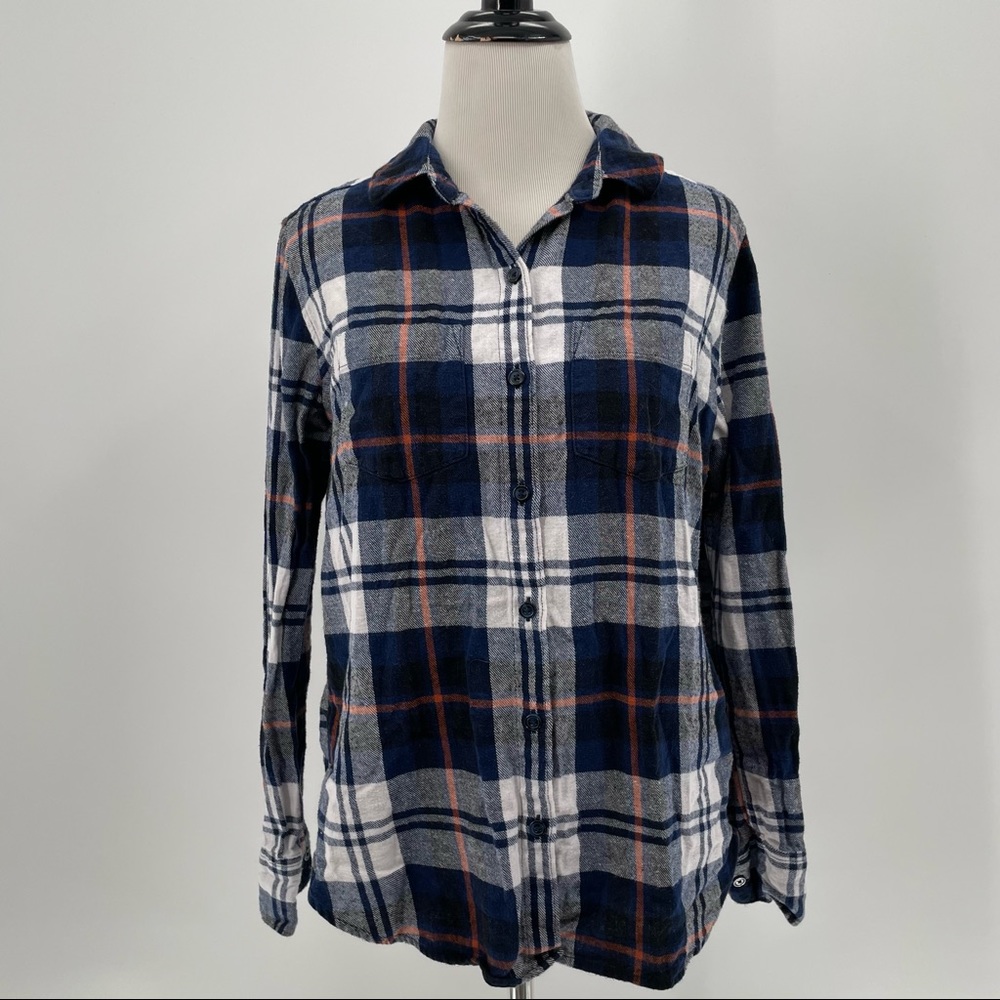 Woman’s Woolrich Plaid Button Up Shirt